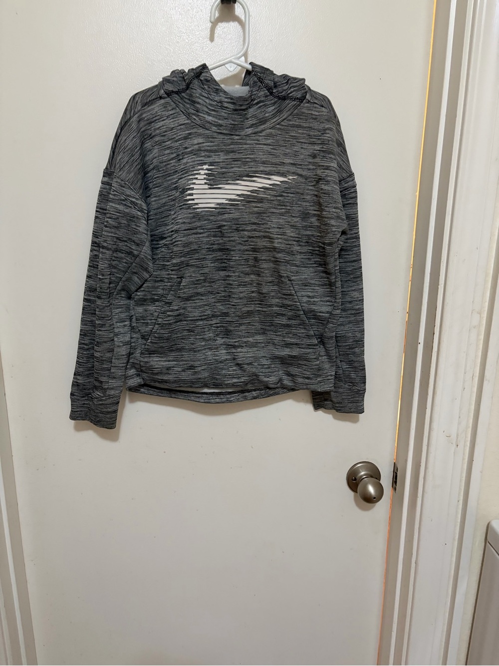 Nike Black & White Heathered Pullover Hoodie Sweatshirt.